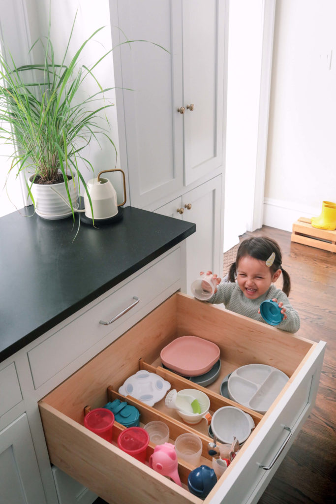 kitchen organization tips drawer divider toddler dishes