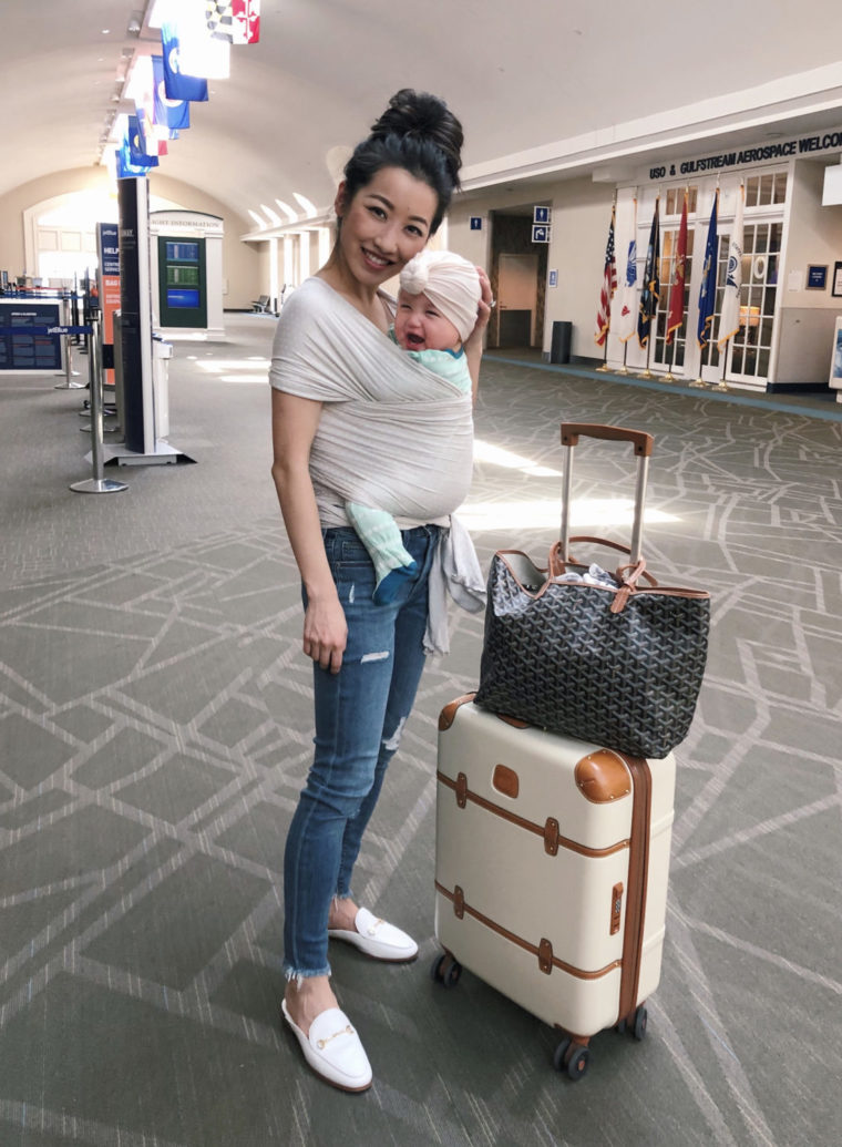 traveling with a baby tips and nursing friendly outfit